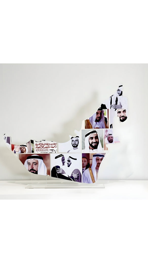 ستاند اكريليك بشكل خريطة الإمارات مزود بصور الشيوخ